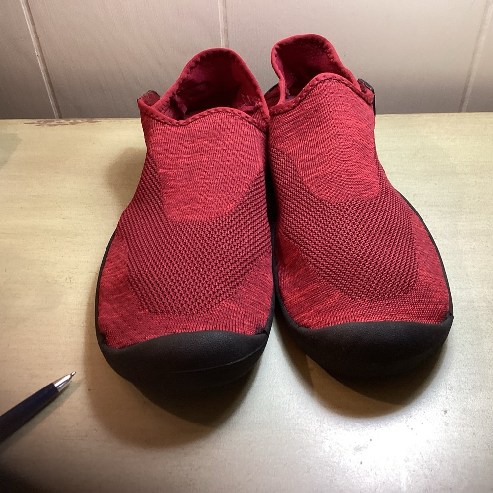Ozark Trail Red Slip-On Water Mesh Athletic Shoes sz11-12
